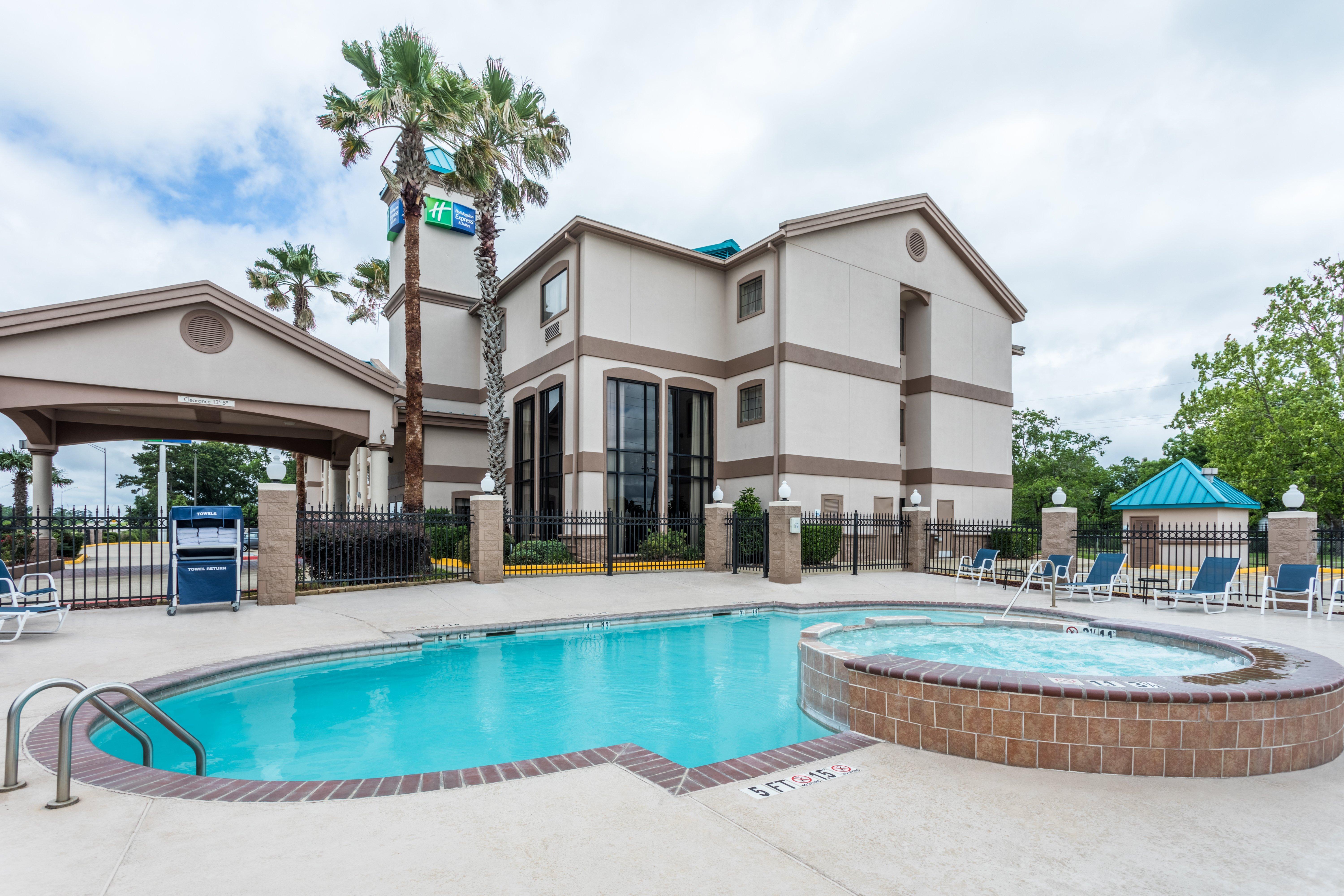 Holiday Inn Express Hotel And Suites Lake Charles By Ihg מראה חיצוני תמונה