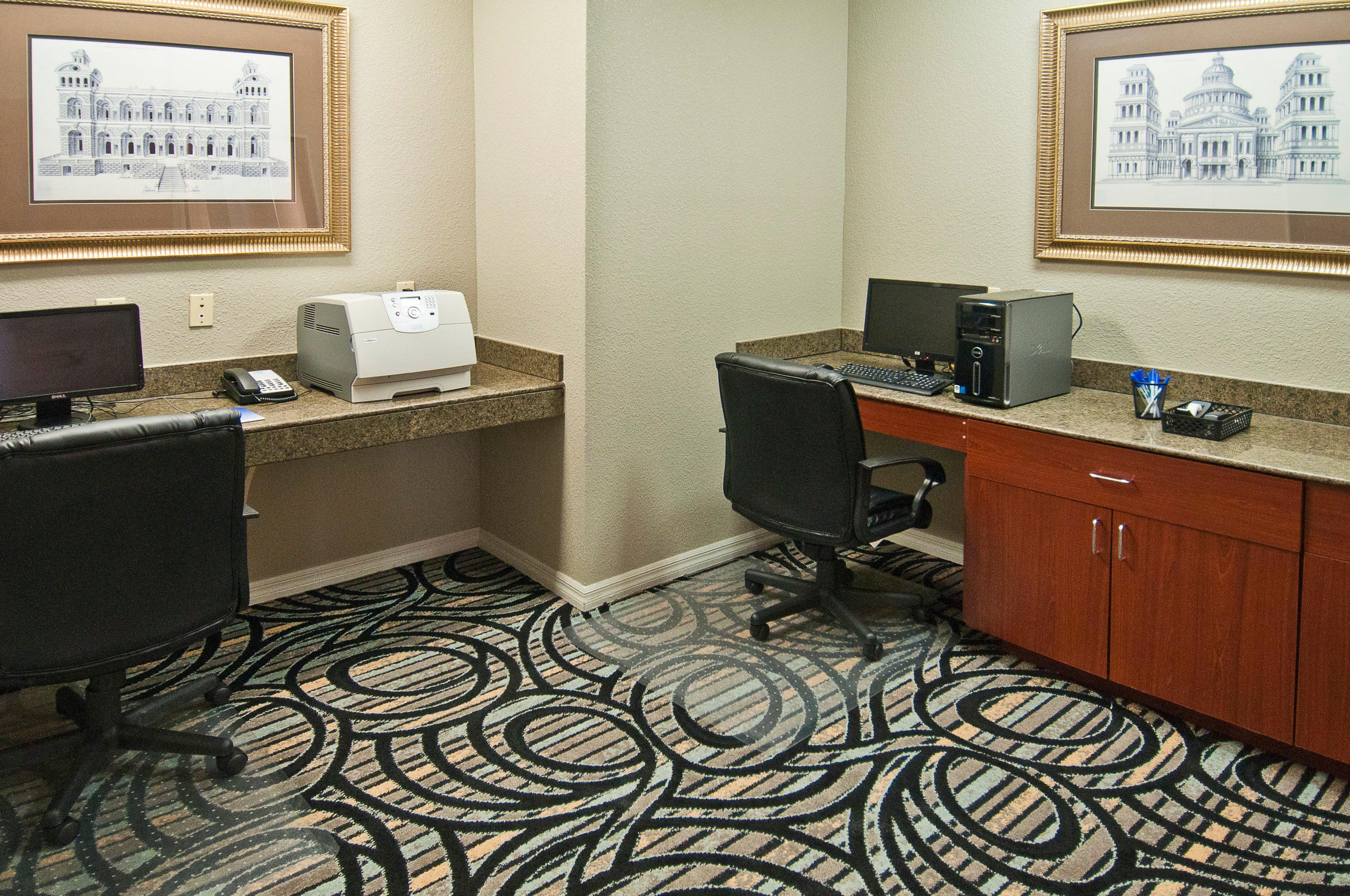 Holiday Inn Express Hotel And Suites Lake Charles By Ihg מראה חיצוני תמונה