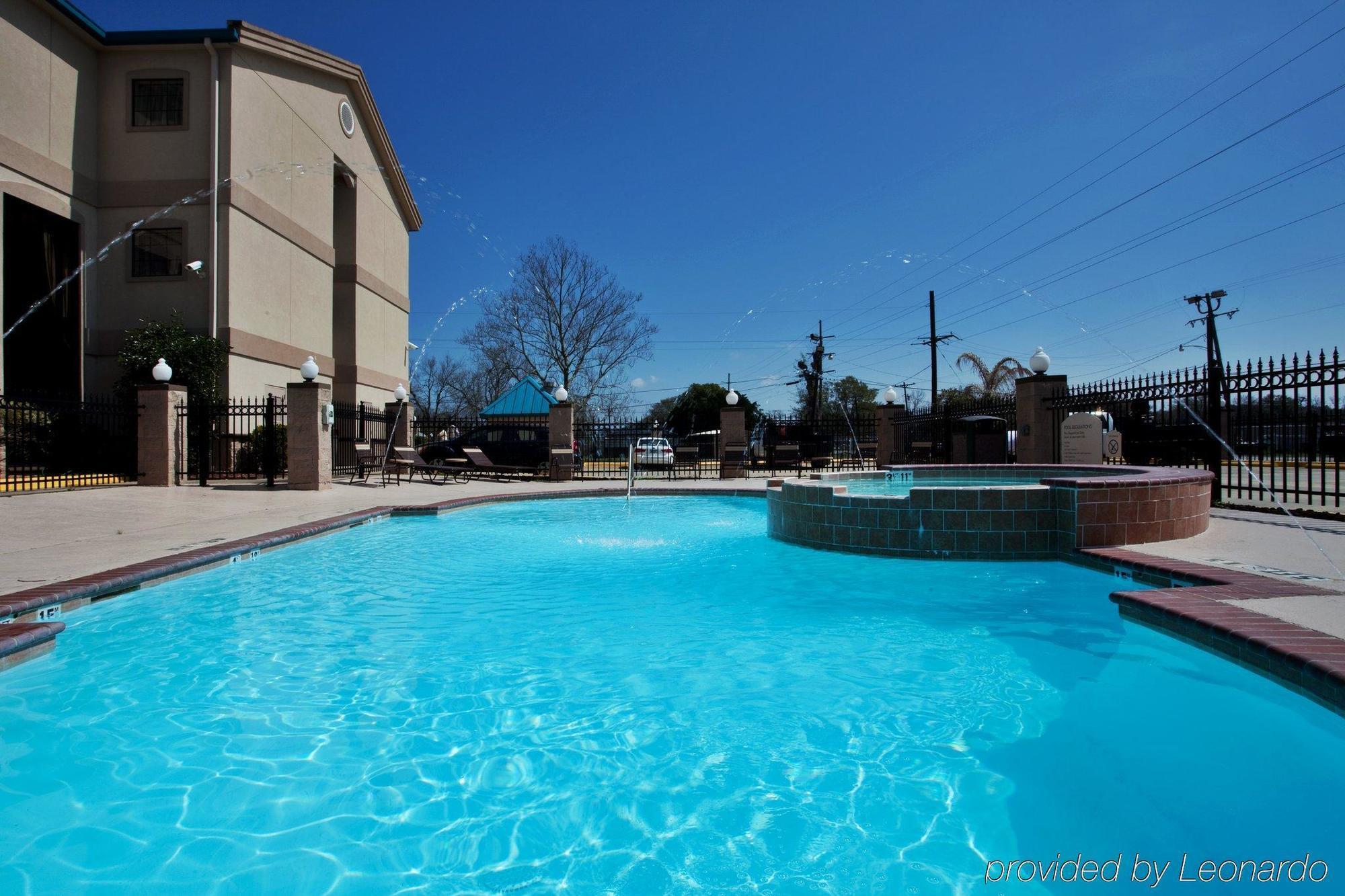 Holiday Inn Express Hotel And Suites Lake Charles By Ihg מתקנים תמונה