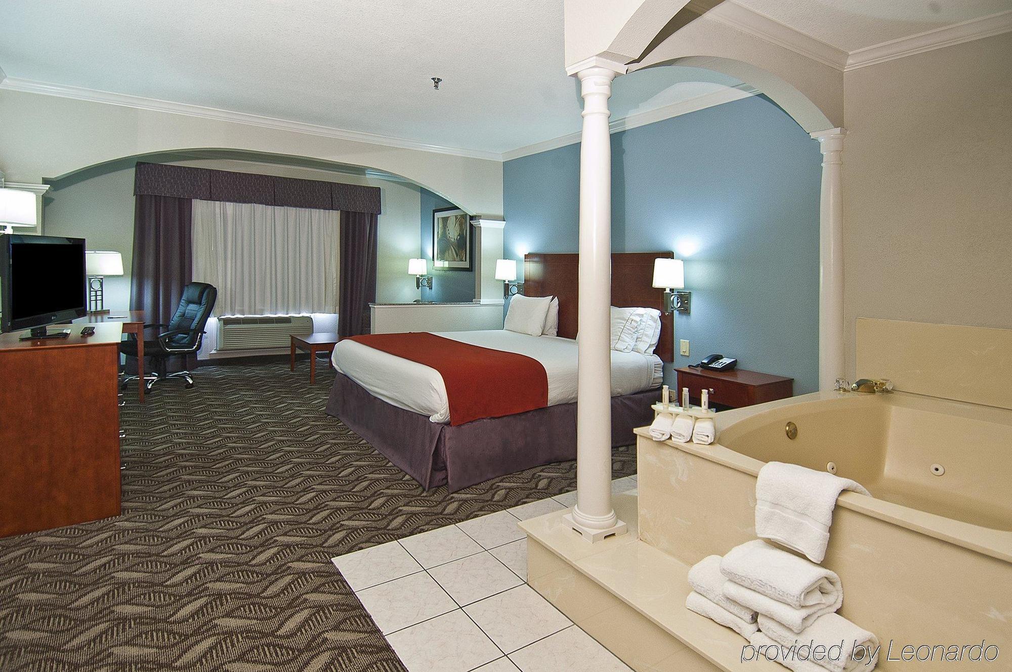 Holiday Inn Express Hotel And Suites Lake Charles By Ihg מראה חיצוני תמונה