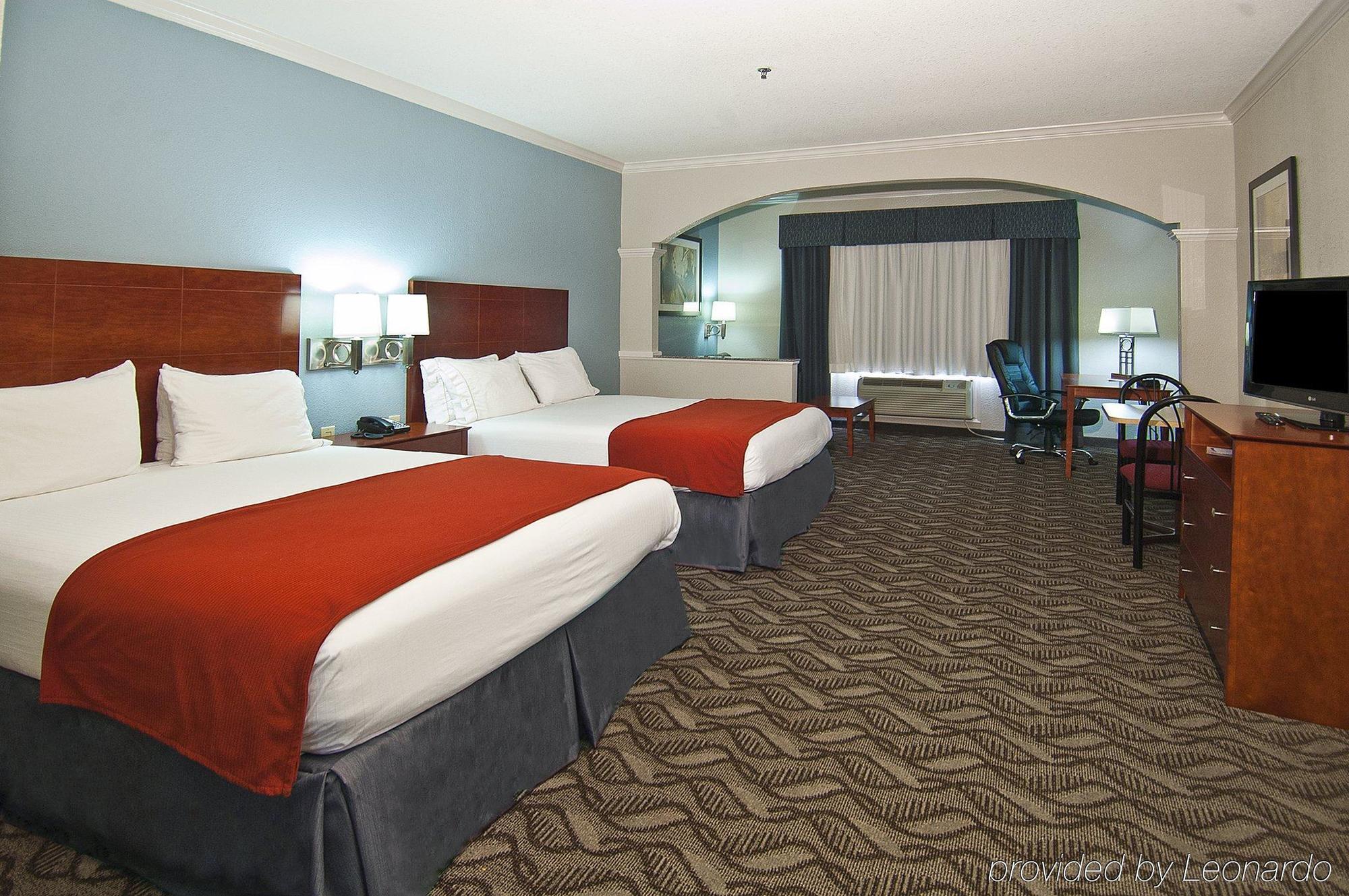 Holiday Inn Express Hotel And Suites Lake Charles By Ihg חדר תמונה
